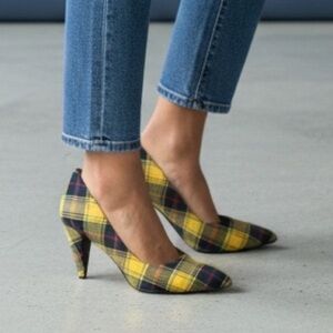 L47 Chic Plaid Yellow and Navy Women’s Dress Pumps Heels